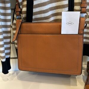 COPY - FOSSIL CROSSBODY